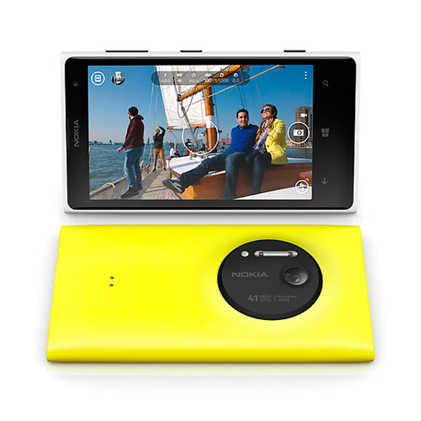 Nokia-Lumia-1020-045