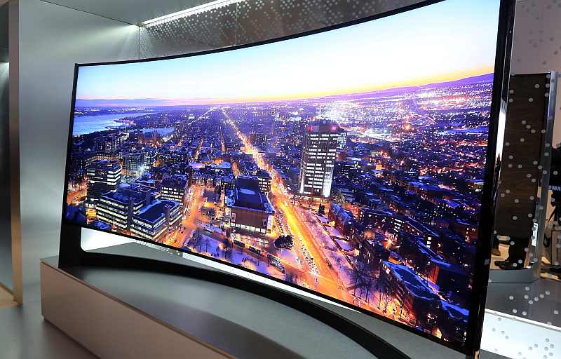 Samsung-105-inch-CURVED-UHD-TV